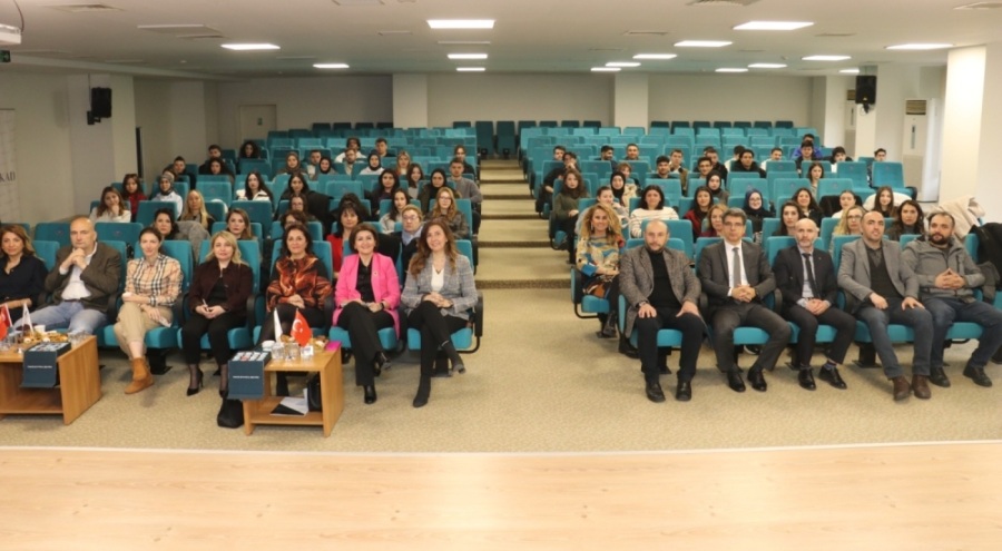 BUİKAD ve BUÜ tarafından ''Dijital Çağda Kariyer'' etkinliği gerçekleştirildi
