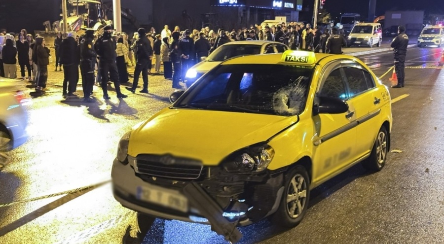 Taksinin çarptığı üniversiteli genç kız ağır yaralandı
