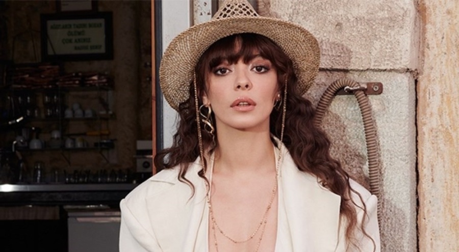 Selin Şekerci korkunç bir hastalık sürecinden geçtiğini açıkladı
