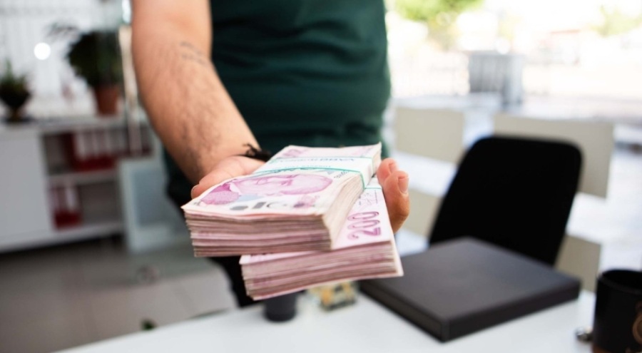 Ücretli çalışan sayısı şubatta yükseldi