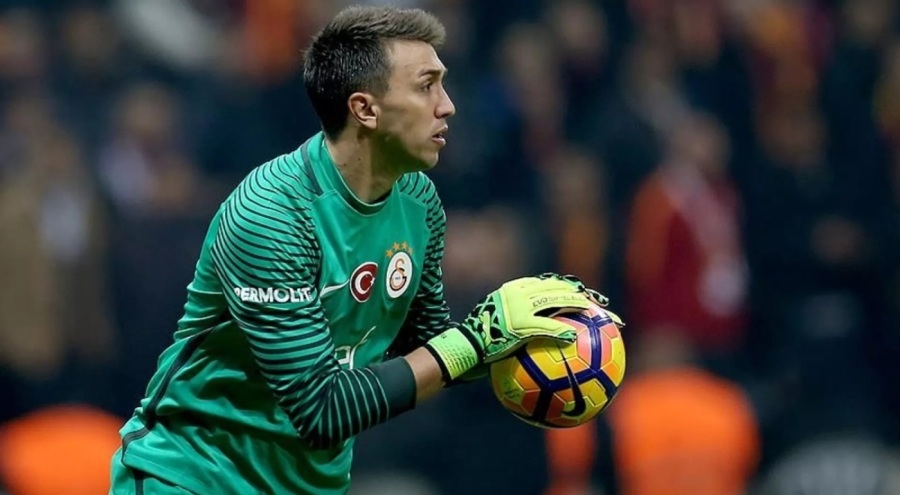 Galatasaray, Muslera'ya vedaya hazırlanıyor: Yeni kaleci kim olacak?