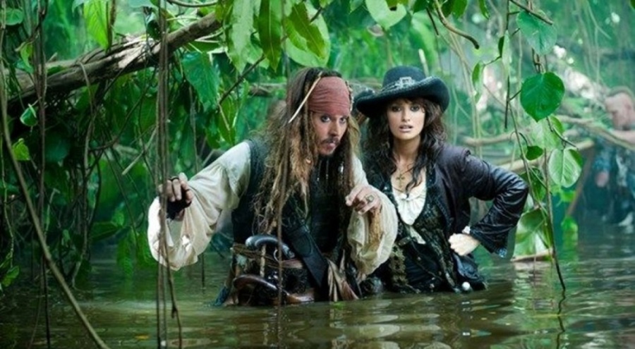 Johnny Depp Hollywood'a geri döndü!