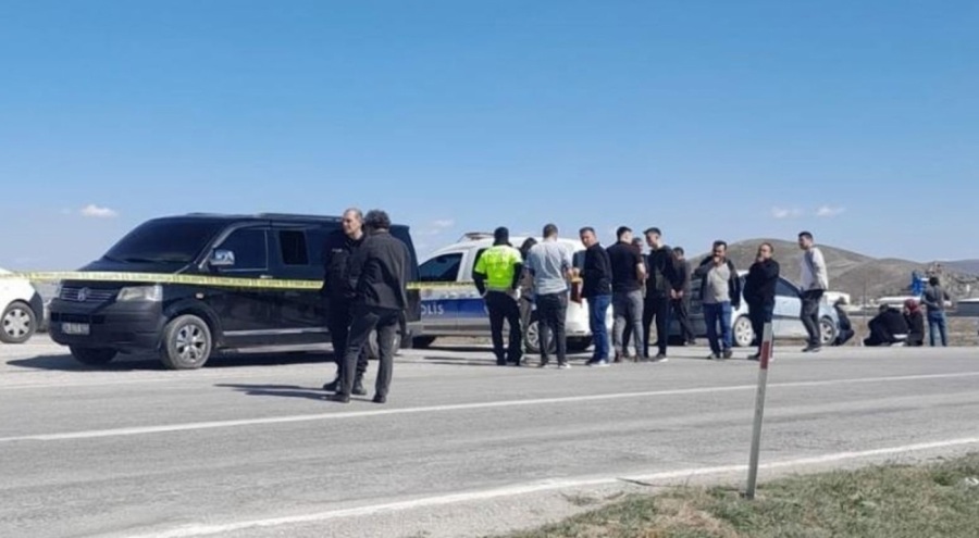 Bir kişi araç içinde ölü bulundu: Ekipler harekete geçti