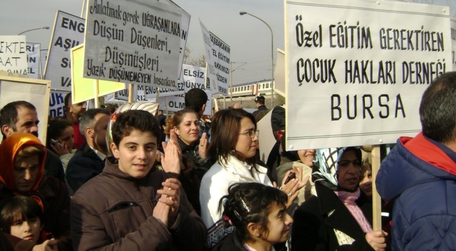 Bursa'daki AVM'ler ayrımcılığa karşı öncü olsun