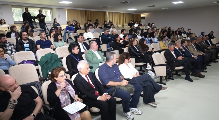 Bursa'da müzik terapi sempozyumu düzenlendi