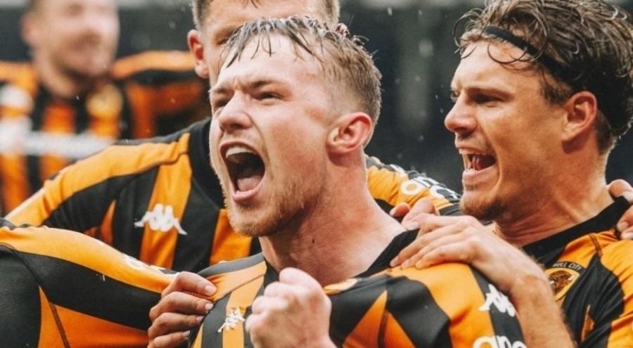 Hull City üç maçlık hasretini dindirdi!
