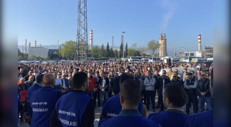 TÜPRAŞ işçileri yüzde 28'lik zamma karşı eylemde