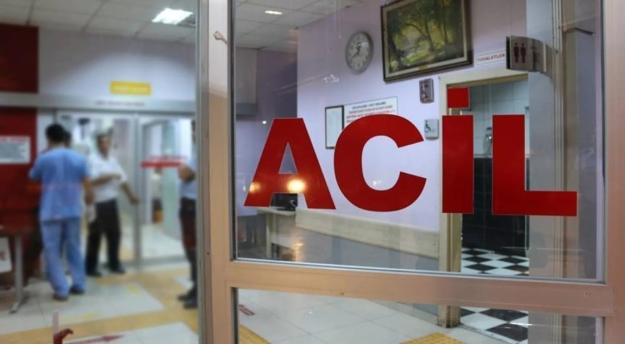 Pil ve mıknatıs yutan 2 yaşındaki çocuğun bağırsakları yandı!