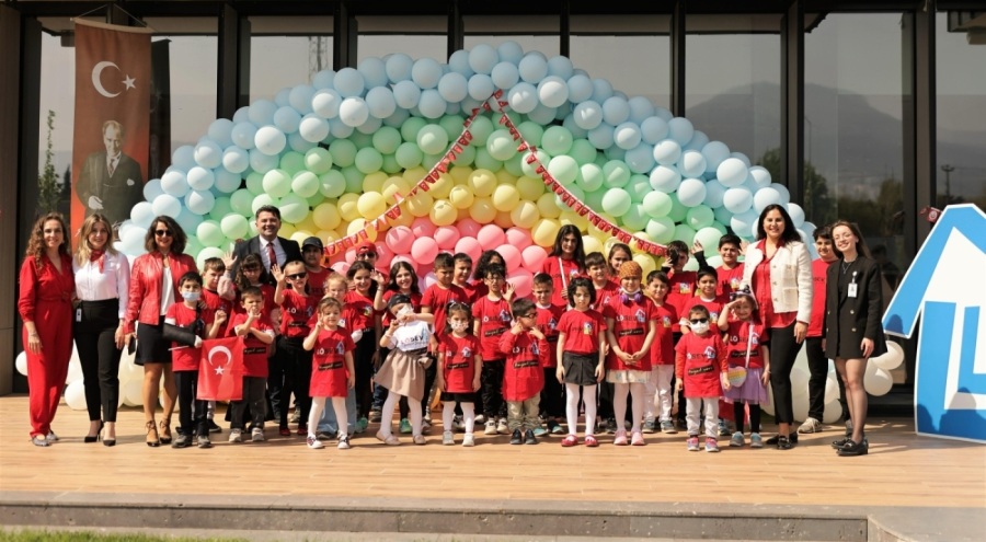 LÖSEV Bursa Şubesi 23 Nisan Ulusal Egemenlik ve Çocuk Bayramı'nı kutladı