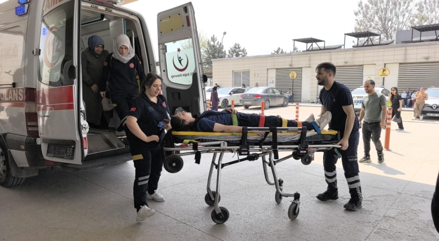 Bursa'da depremden kaçarken merdivenlerden düştü