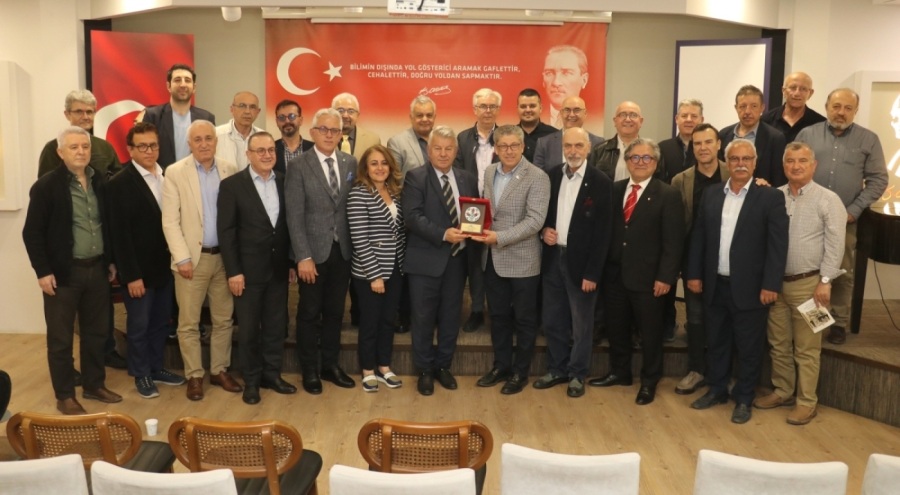 Bursa Mühendisler ve Mimarlar İş İnsanları Derneği'nde "Serbest Kürsü Günleri" düzenlendi