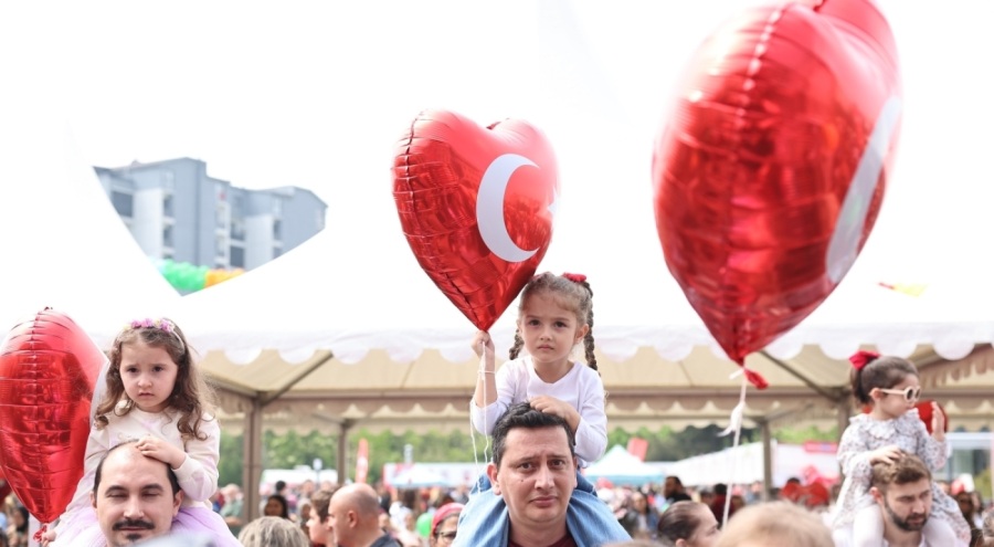 23 Nisan Nilüfer'de büyük sevinçle kutlandı