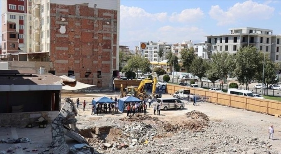 72 kişiye mezar olmuştu! İsias Otel davasında kamu görevlileri hakim karşısına çıktı