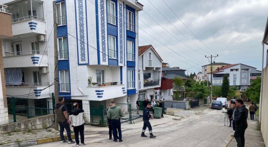 Demirin ucu elektrik teline temas edince facia yaşandı!