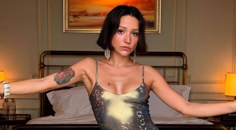 Zeynep Bastık imaj tazeledi