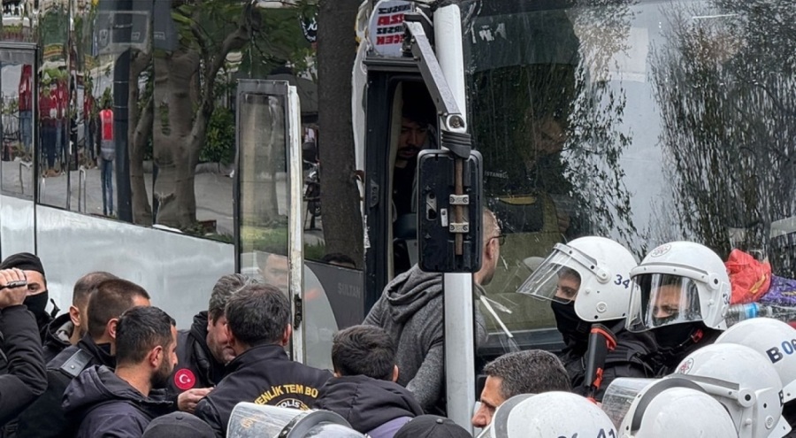 İstanbul Valiliği: 1 Mayıs'ta izinsiz gösteri yapmak için toplanan 384 kişi gözaltına alındı
