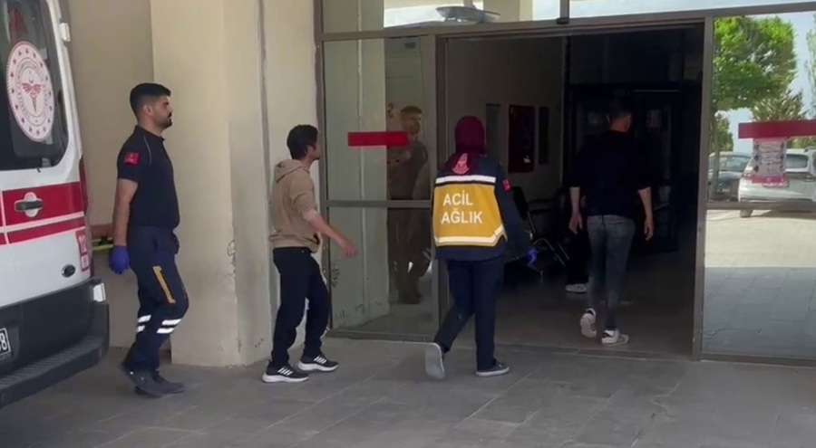 Adıyaman'da 2 grup arasında çıkan bıçaklı kavgada 3 kişi yaralandı