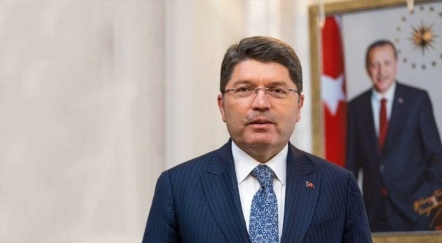 Bakan Tunç'tan CHP'nin otobüs şoförüne ilişkin açıklama