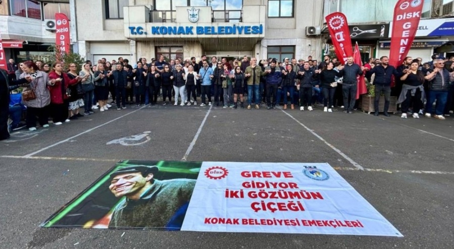 Konak Belediyesinde işçiler tam gün iş bıraktı