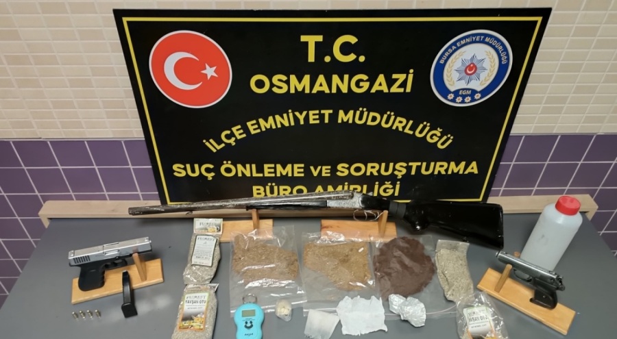 Bursa'da uyuşturucu tacirlerine operasyon