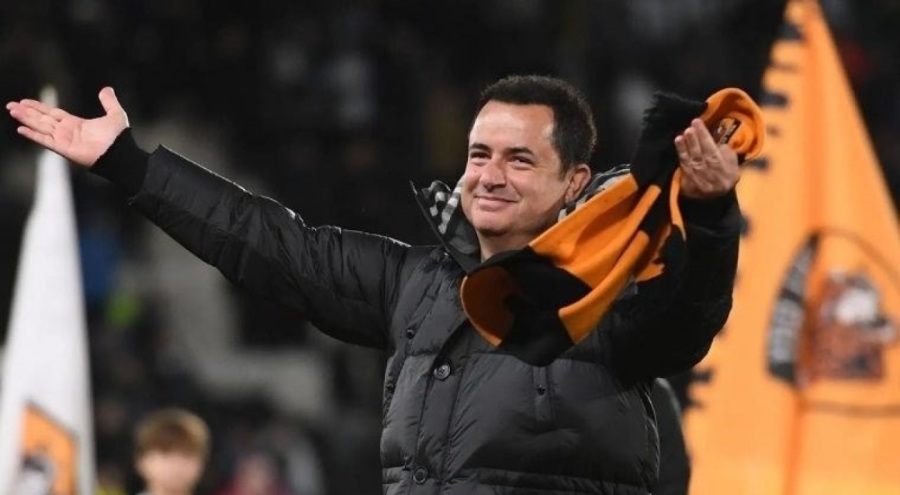 Hull City, averajla ligde kaldı