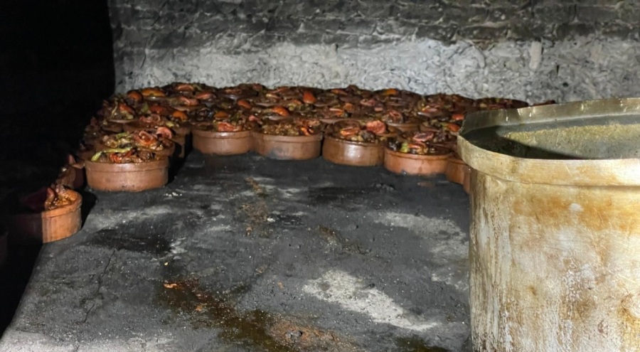 Bursa'da dualı güveçlerden yemek için akın akın geliyorlar