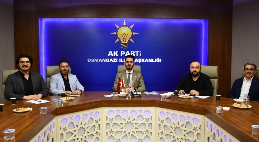 AK Parti Osmangazi Teşkilatında Üçüncü Etap Mahalle Başkanları Buluşmaları sona erdi