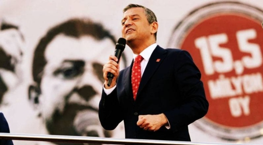 Yumruklu saldırının ardından Özgür Özel'den paylaşım: Korkma