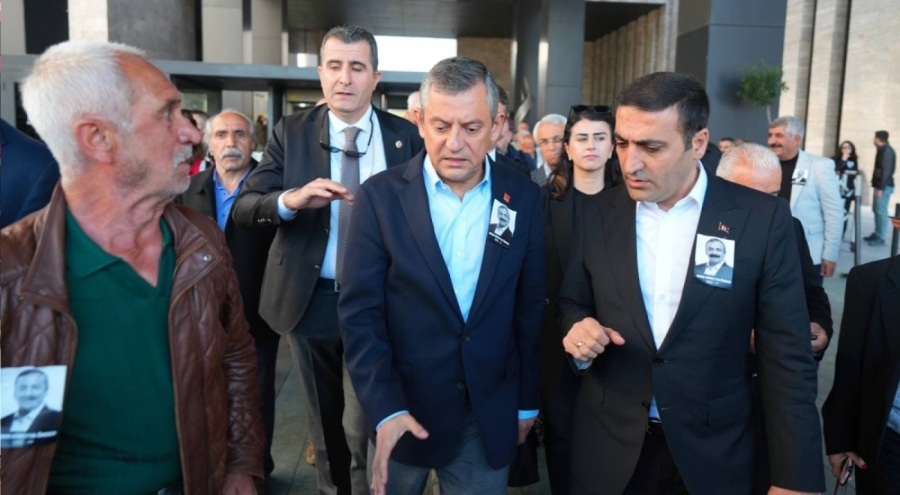 Ünlü isimlerden Özgür Özel'e yapılan saldırıya tepki