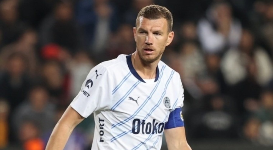 Fenerbahçeli Edin Dzeko'dan paylaşım