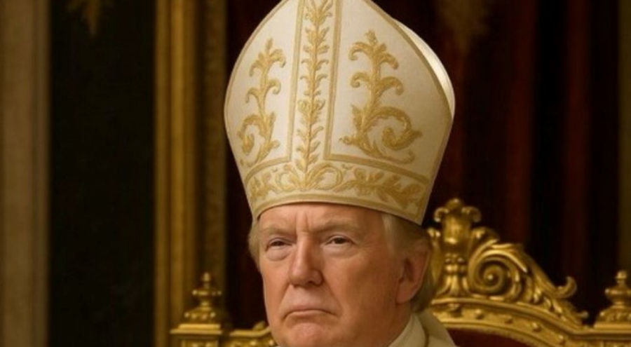 Trump'tan Papa fotoğrafına açıklama: Haberim yoktu, eşim sevimli buldu