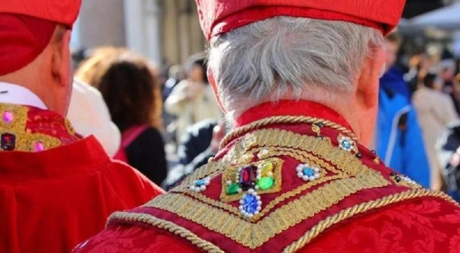 Vatikan'da tarihi seçim! Yeni Papa seçilecek
