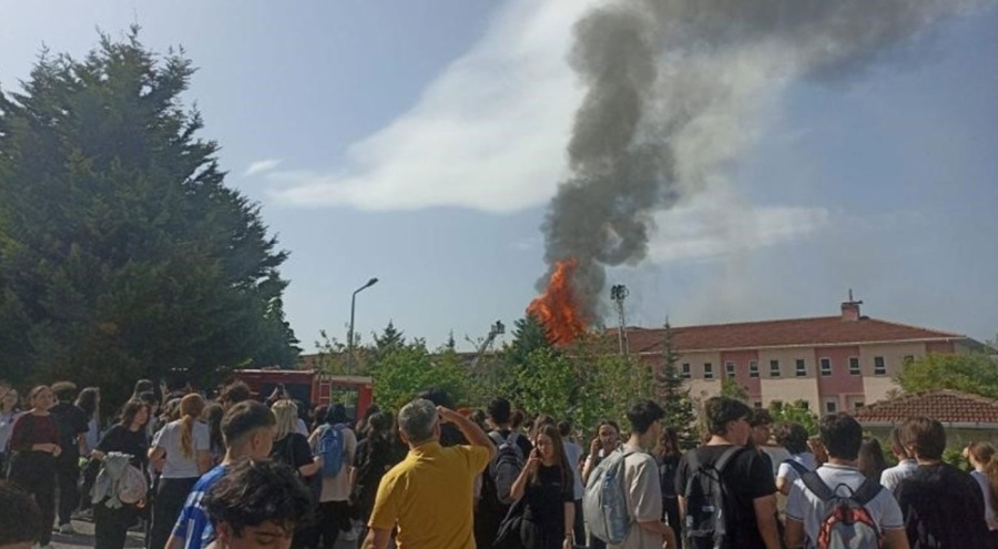Fen lisesinde yangın çıktı