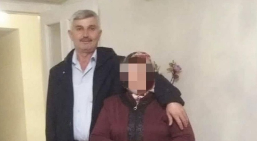 Kanalizasyon kazısında toprak altında kalan işçi hayatını kaybetti