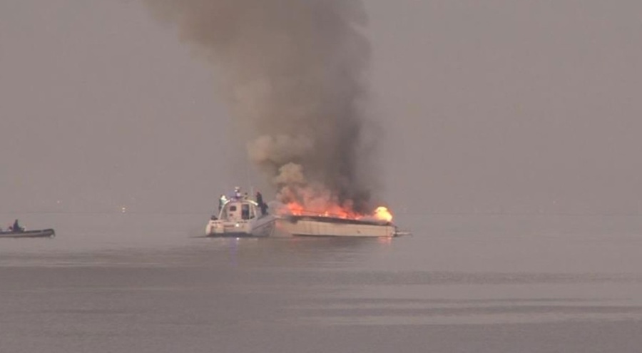 Tuzla Marina'da tekneler alev alev yandı
