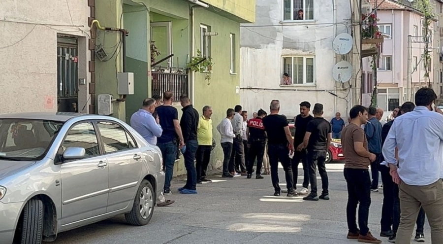 Bursa'da 3 çocuğunu katleden cani babanın olay yerine bıraktığı notlar iddianamede