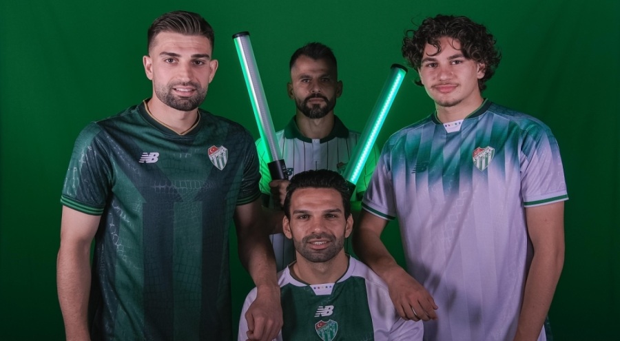 Bursaspor'un yeni sezon formaları tanıtıldı!