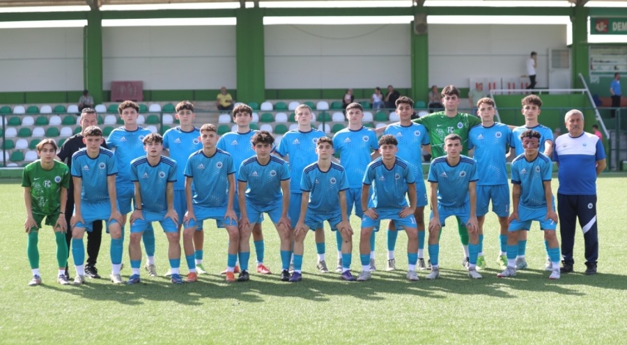 U17'de Şampiyon Gemlik Belediyespor oldu