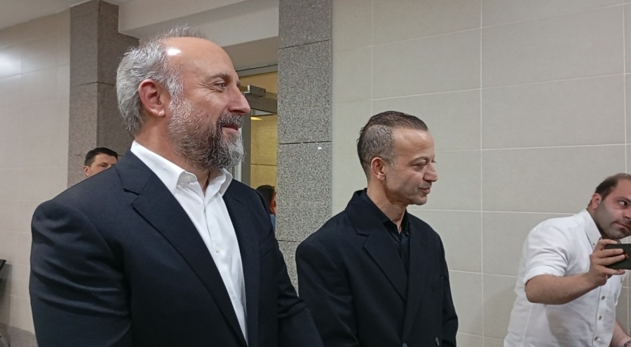 Halit Ergenç ve Rıza Kocaoğlu 'yalan tanıklık' iddiasıyla hakim karşısında