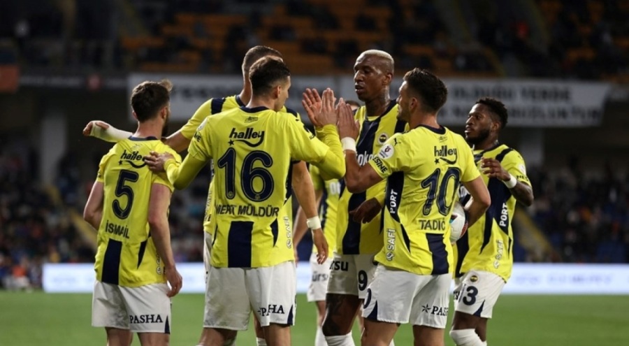 Fenerbahçe, Başakşehir deplasmanında farklı kazandı