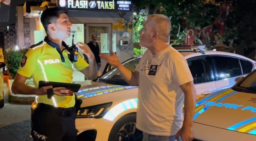Bursa'da alkollü sürücü 112'yi arayarak polisi polise şikayet etti! Ehliyeti 2041 yılına kadar al...