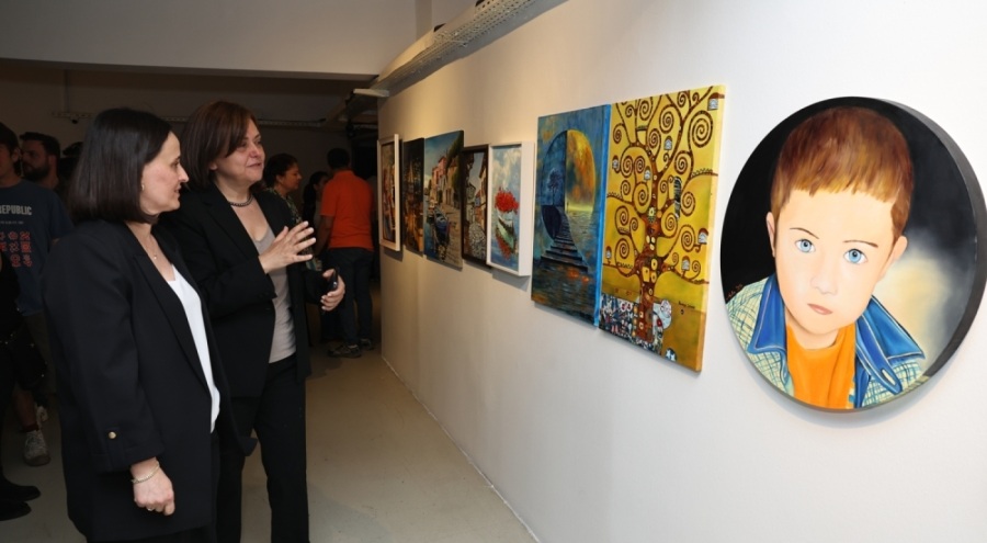 Nilüfer Sanat Atölyeleri öğrencilerinin sergisi izlenime açıldı