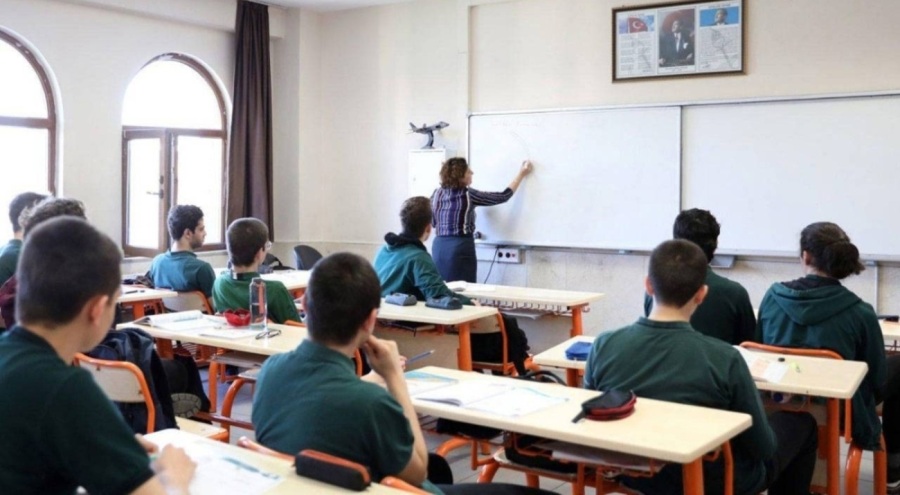 Milli Eğitim Bakanı Yusuf Tekin: Lisede zorunlu eğitim süresi değişebilir