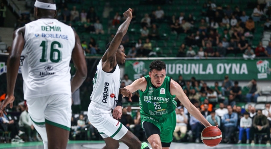 Bursaspor Yörsan: 98 - Darüşşafaka Lassa: 82