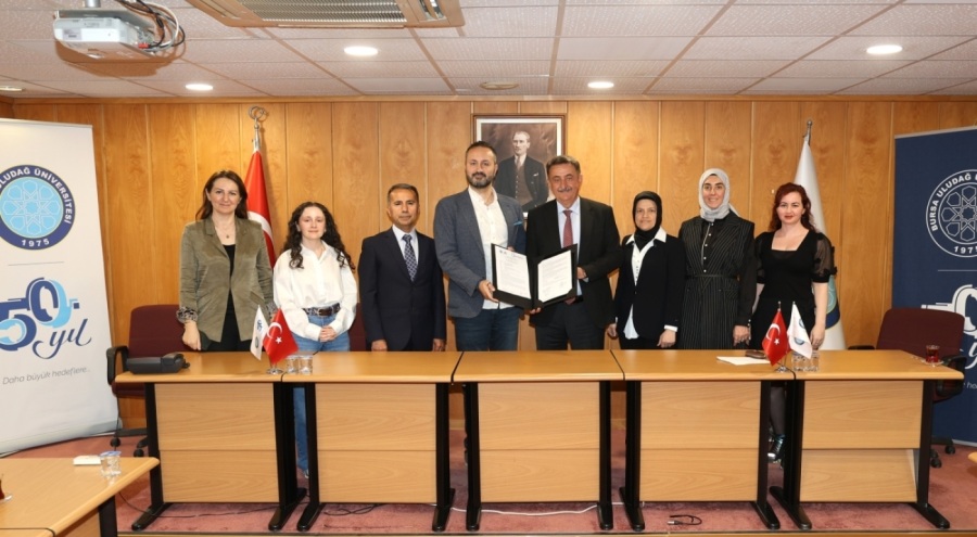 Dünyanın en yaygın tasarım yazılımı BUÜ'de kullanılacak
