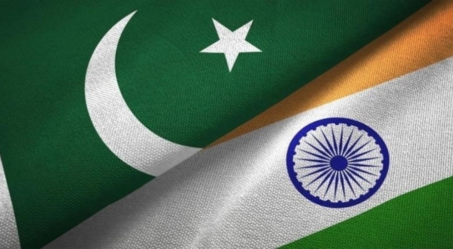 Hindistan, Pakistan'ı ateşkesi bozmakla suçladı