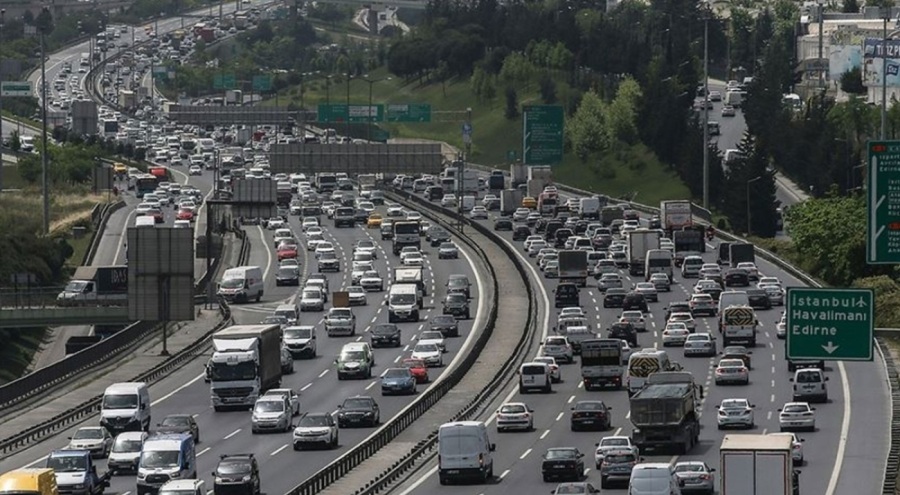 Bakan Yerlikaya trafik denetim verilerini açıkladı! Bİnlerce araca-sürücüye işlem yapıldı