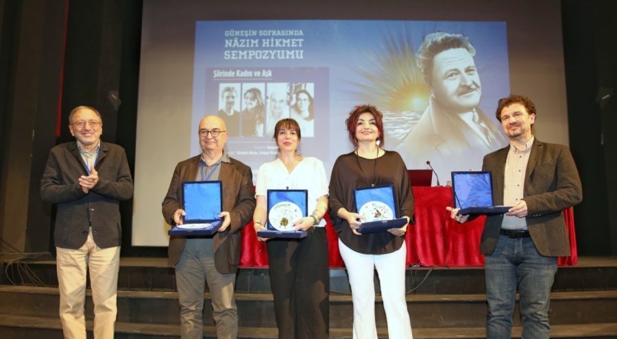 Bursa'da Nâzım Hikmet Şiir Ödülü sahibini buldu