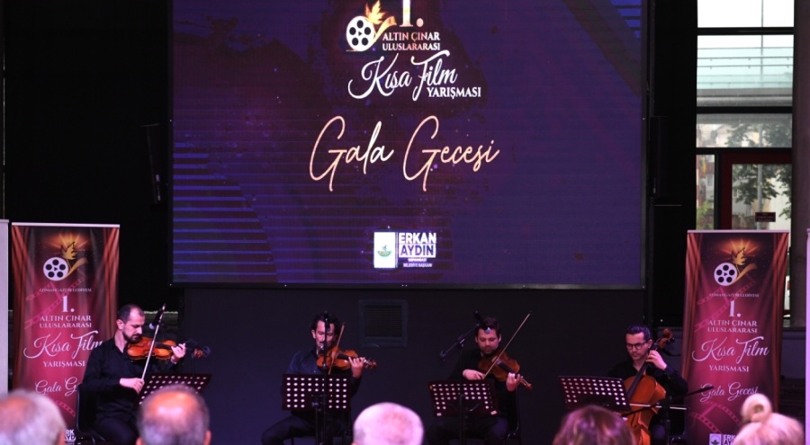 Osmangazi'de Altın Çınar Kısa Film Yarışması'nda ödüller sahiplerini buldu