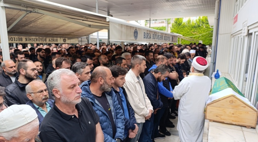 Kazada hayatını kaybeden şahıs Bursa'da toprağa verildi